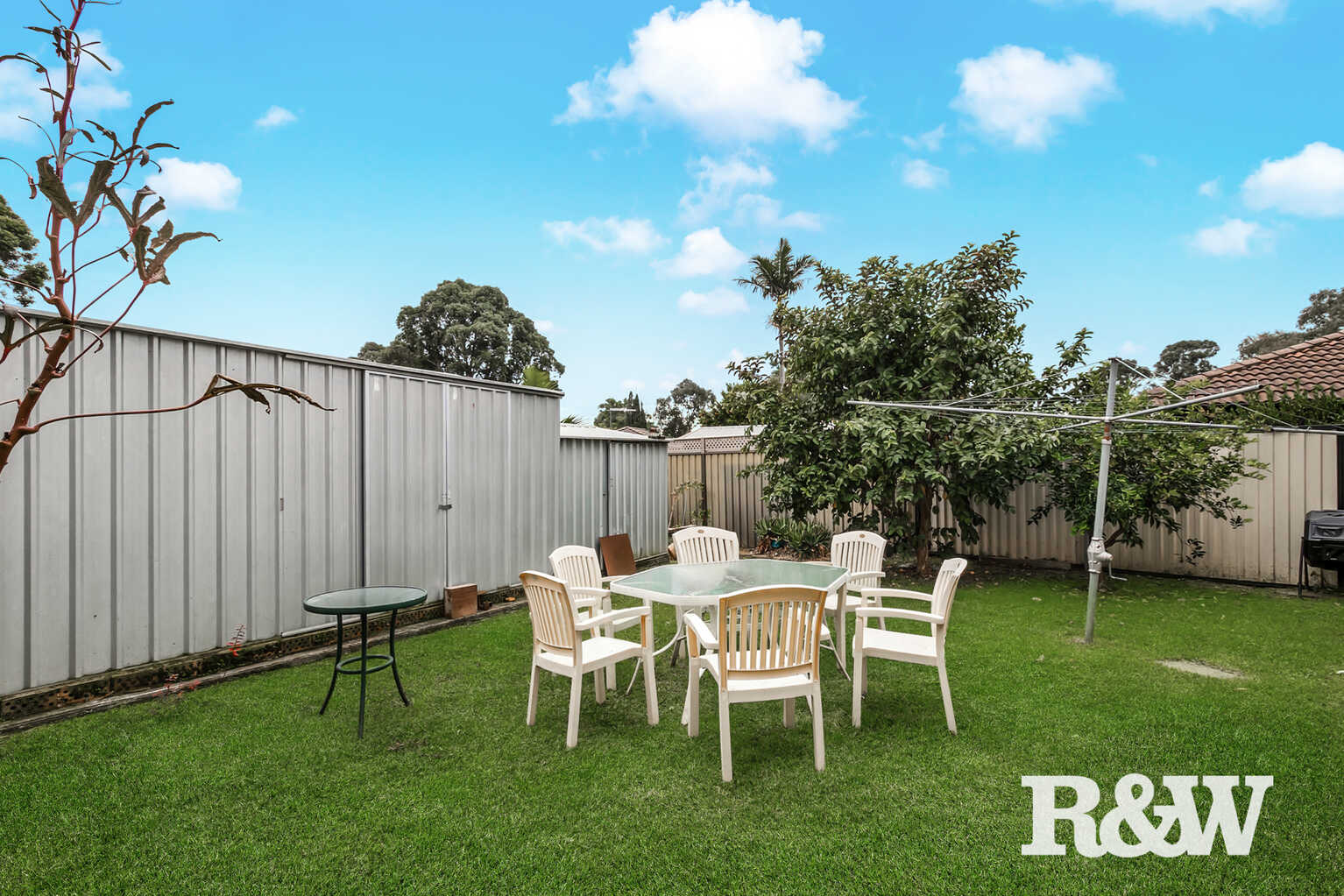 8 Olympic Place Doonside 8 Olympic Place Doonside