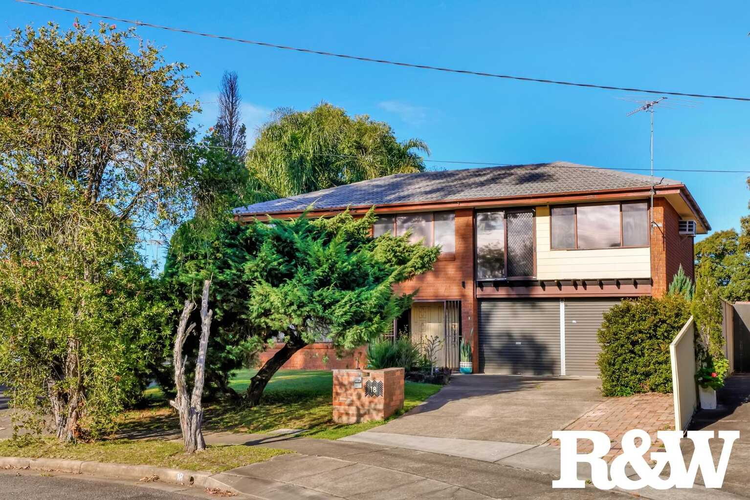 18 White Place Rooty Hill