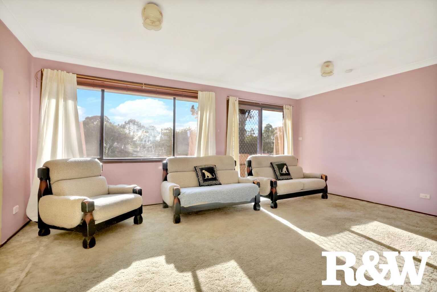 18 White Place Rooty Hill