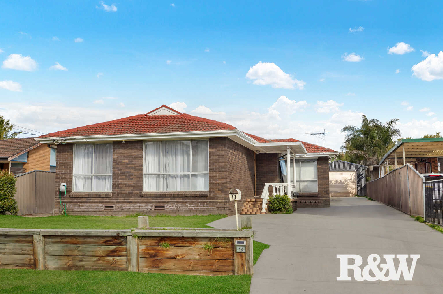13 Deborah Crescent Cambridge Park