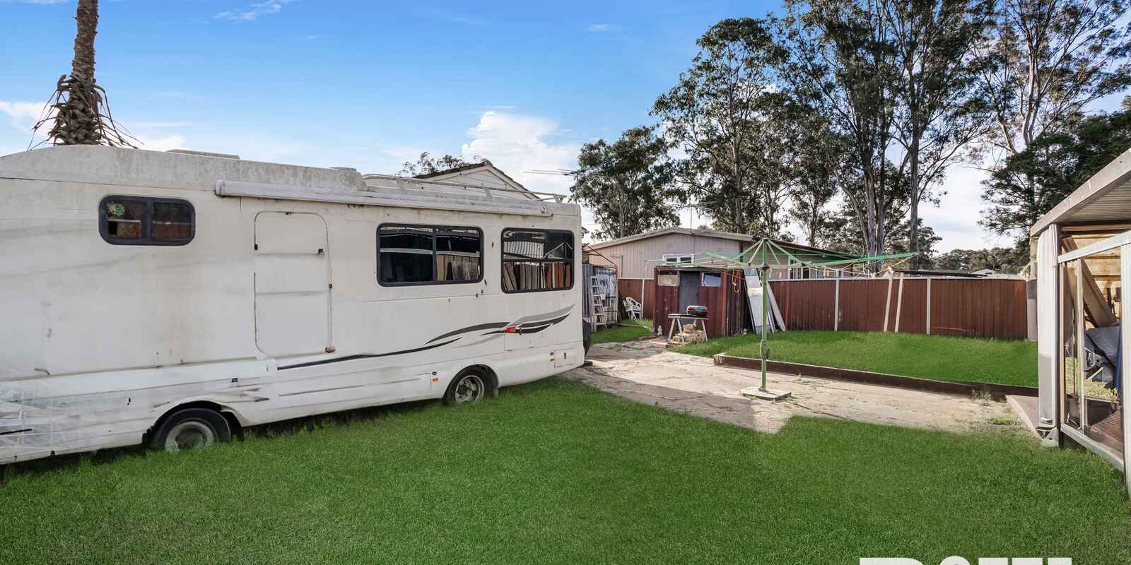 32 Manifold Road Blackett 32 Manifold Road Blackett