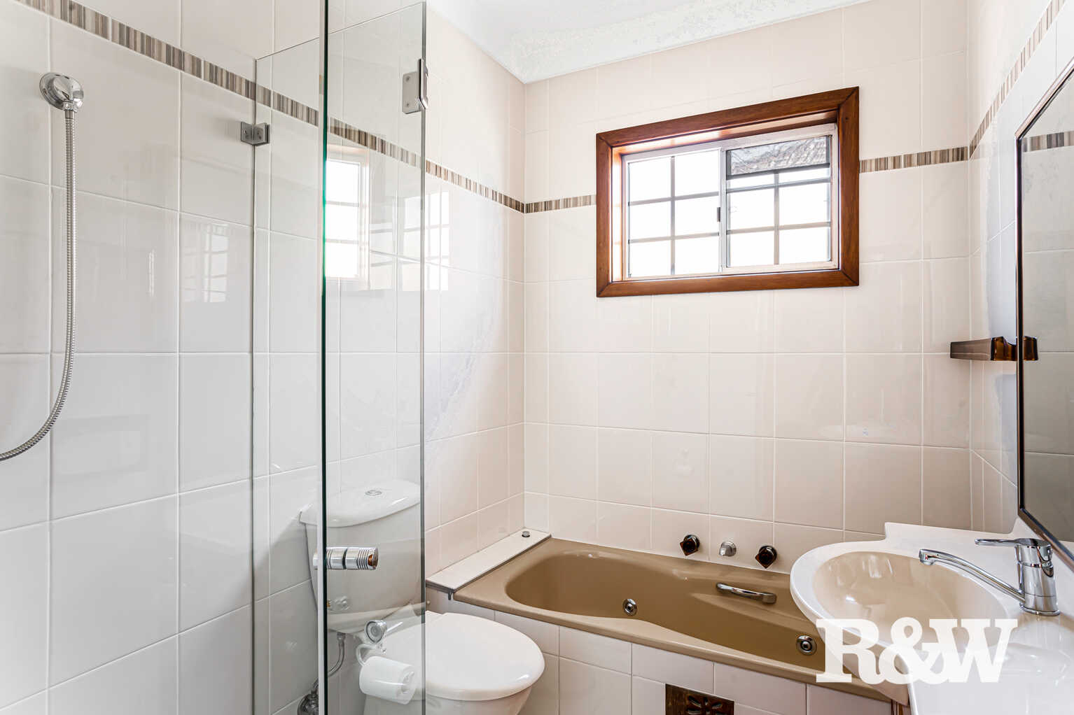 156 Centenary Road South Wentworthville