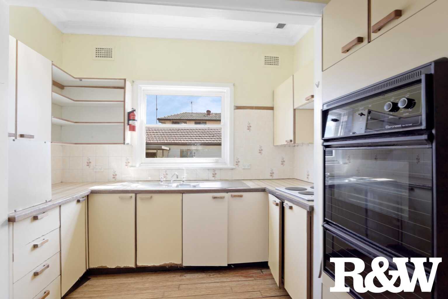 32 Wycombe Street Doonside 32 Wycombe Street Doonside
