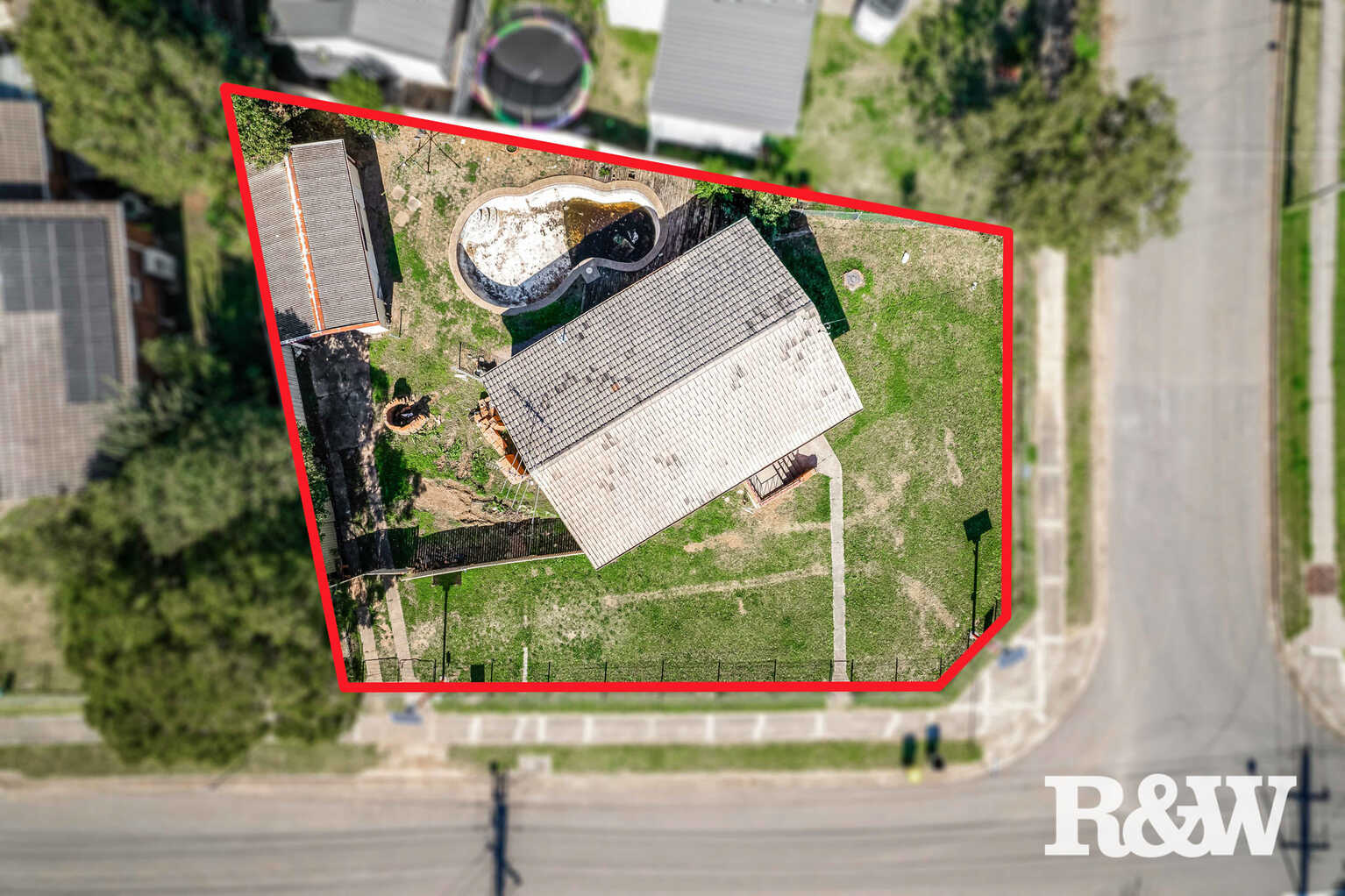 122 Bougainville Road Blackett 122 Bougainville Road Blackett