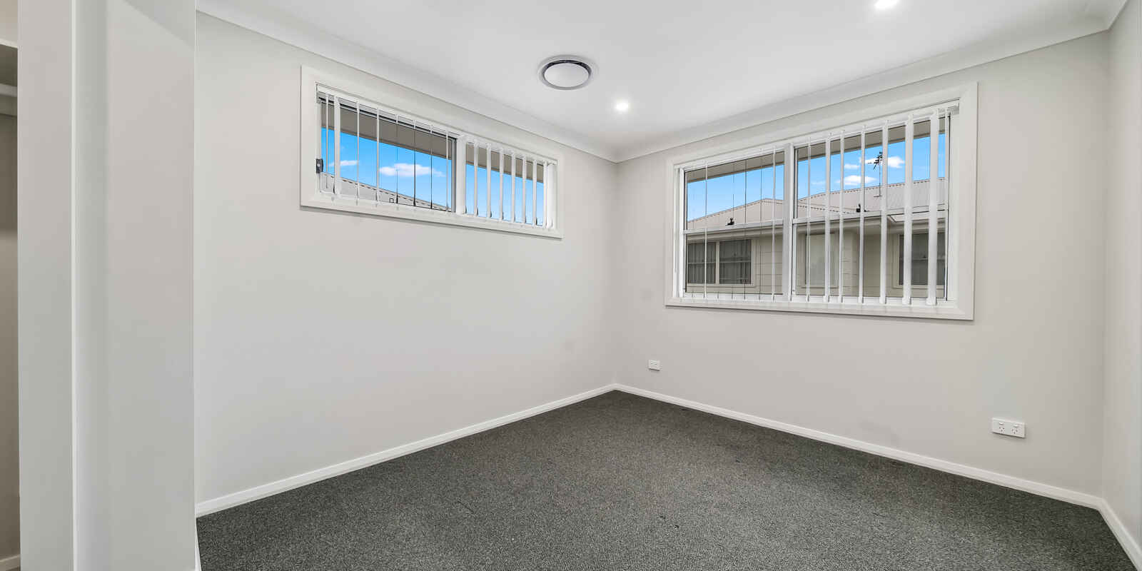 3/26 Canberra Street Oxley Park