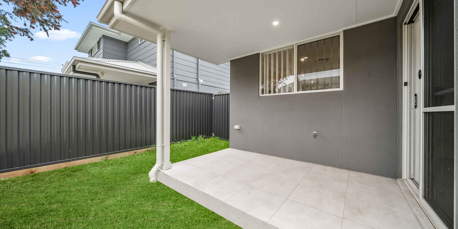 3/26 Canberra Street Oxley Park