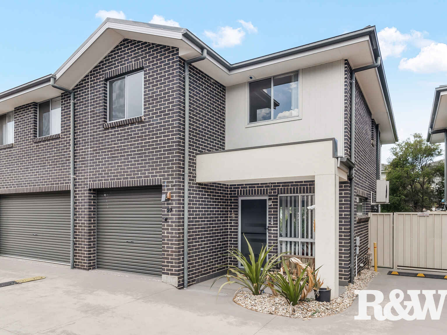 27/11 Abraham Street Rooty Hill