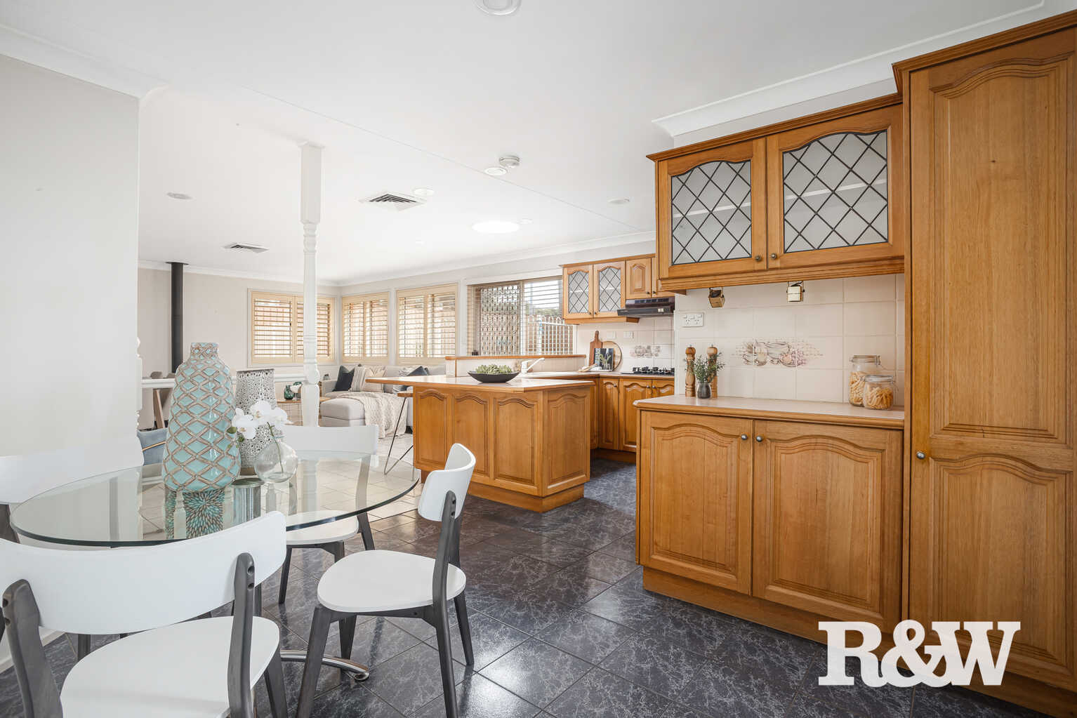 9 Pam Green Place Doonside
