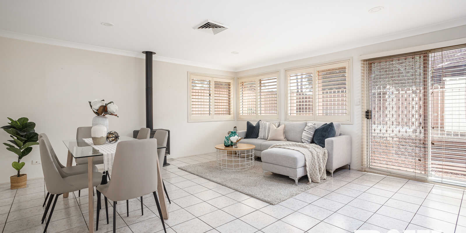 9 Pam Green Place Doonside