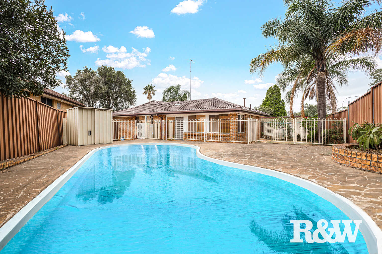 9 Pam Green Place Doonside