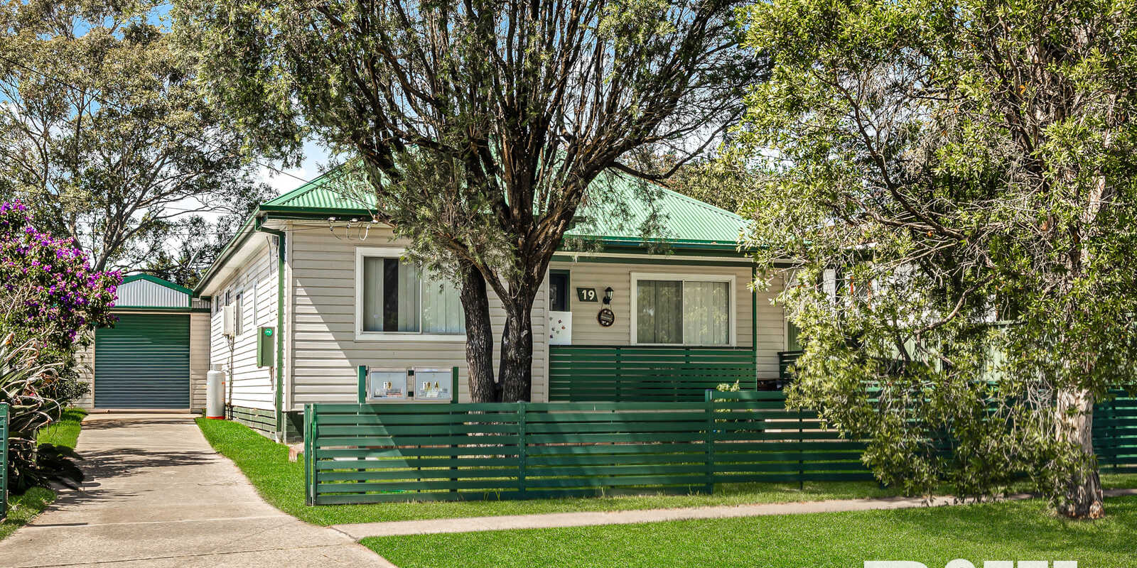 19 & 19A Springfield Avenue Blacktown 19 & 19A Springfield Avenue Blacktown
