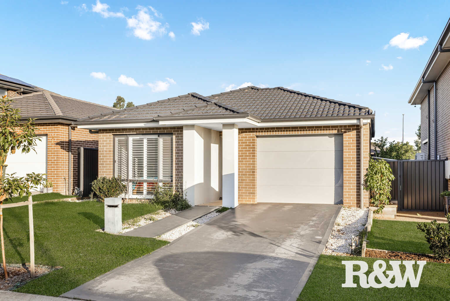 40 Sandalwood Crescent Colebee 40 Sandalwood Crescent Colebee