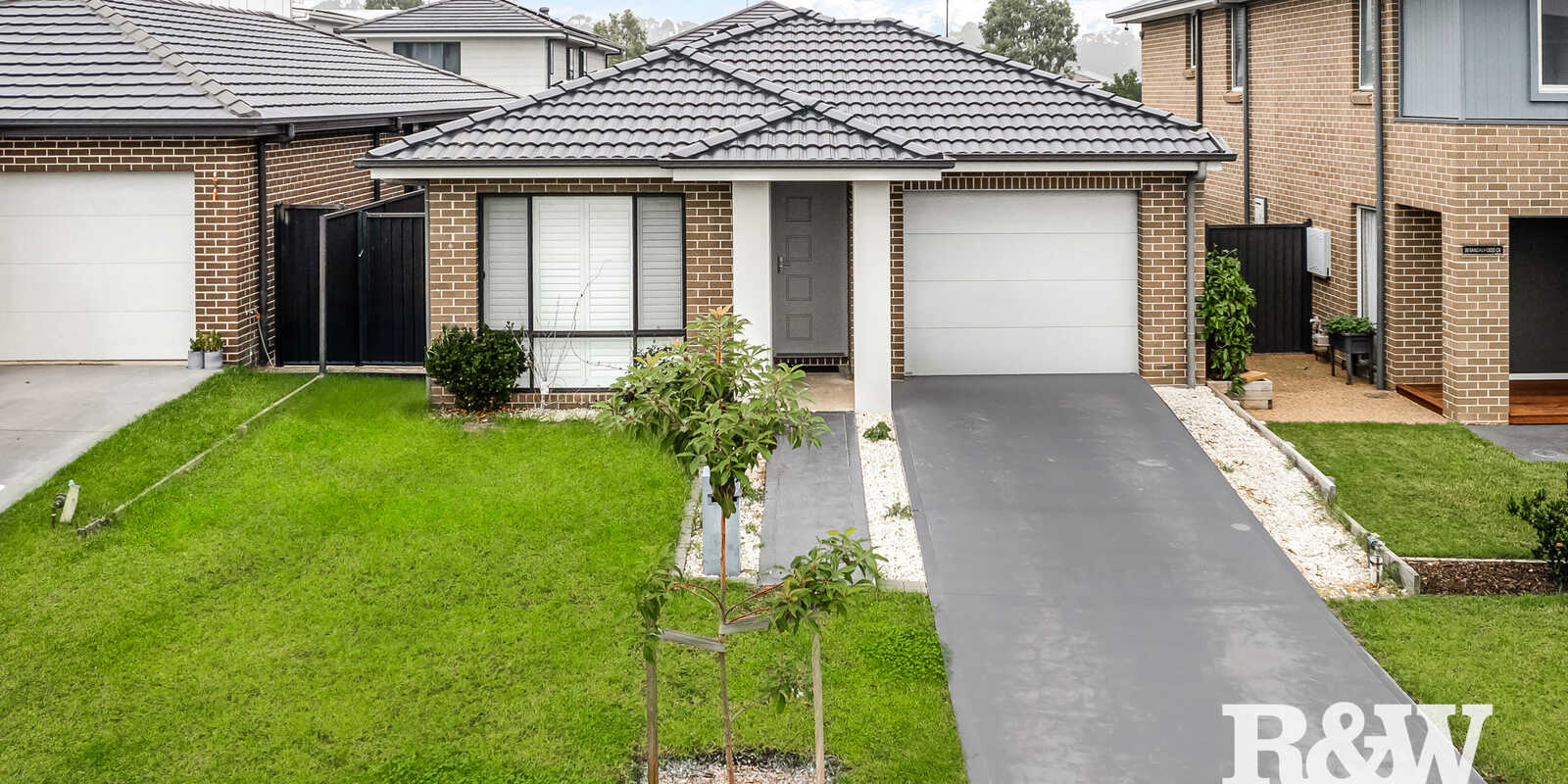 40 Sandalwood Crescent Colebee 40 Sandalwood Crescent Colebee