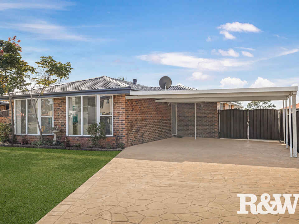 8 Mcfarlane Drive Minchinbury