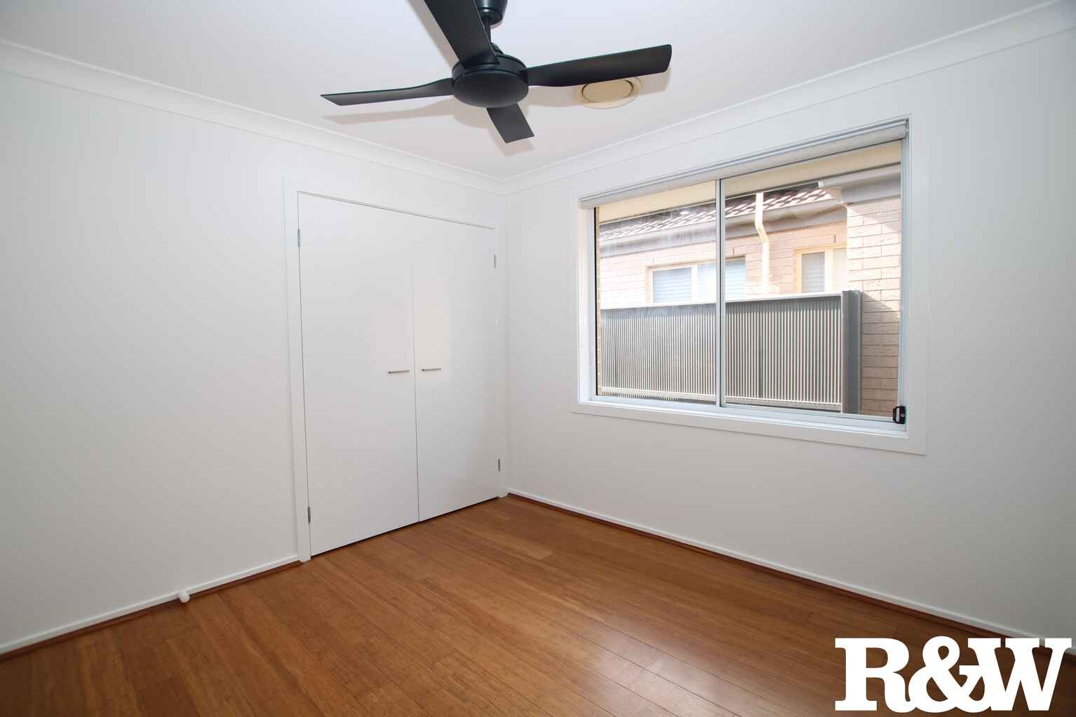 15 Marshall Avenue Ropes Crossing