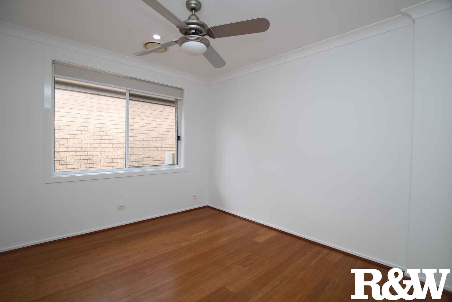 15 Marshall Avenue Ropes Crossing