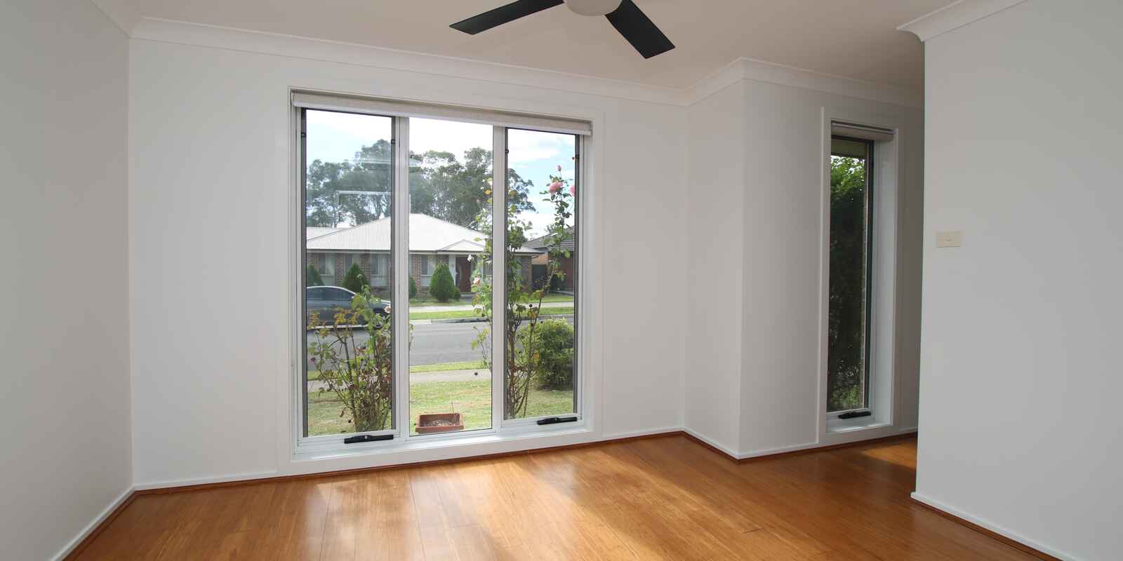 15 Marshall Avenue Ropes Crossing