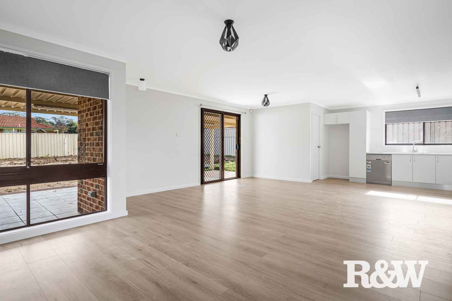 4 Dino Close Rooty Hill