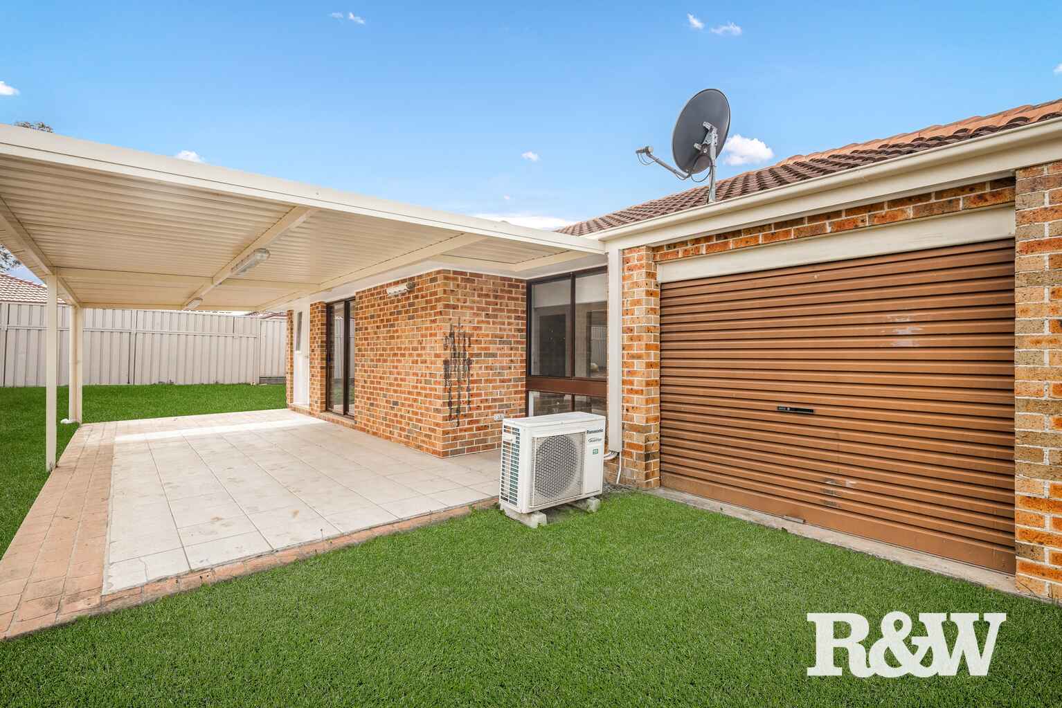 4 Dino Close Rooty Hill