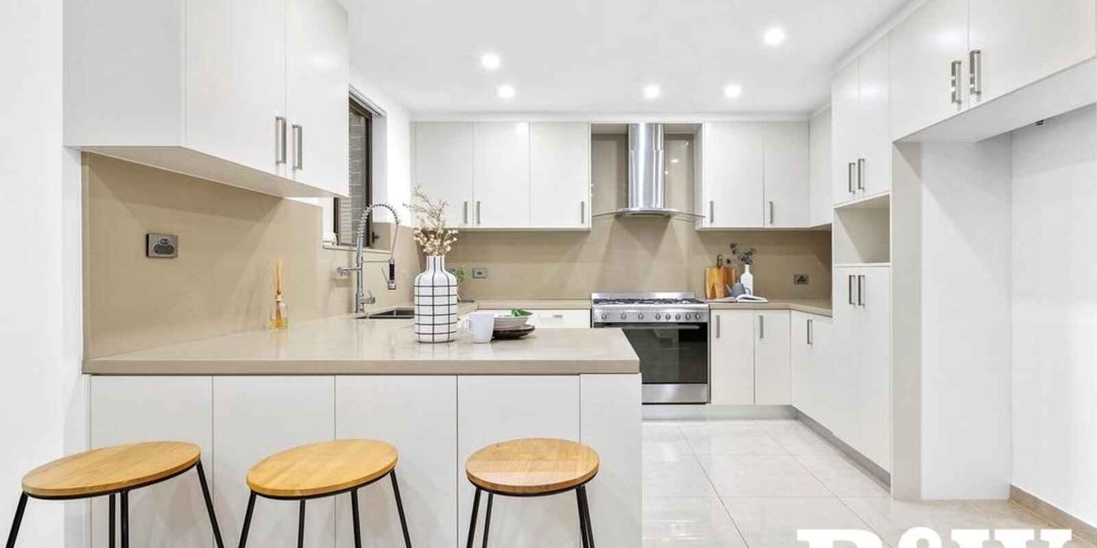 29 Simmat Avenue Condell Park 29 Simmat Avenue Condell Park