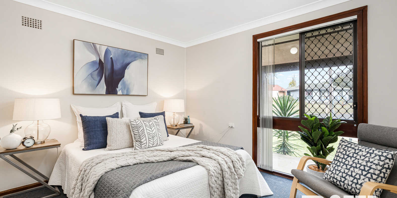 27 Niland Crescent Blackett