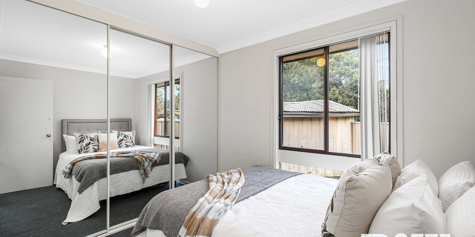 27 Niland Crescent Blackett