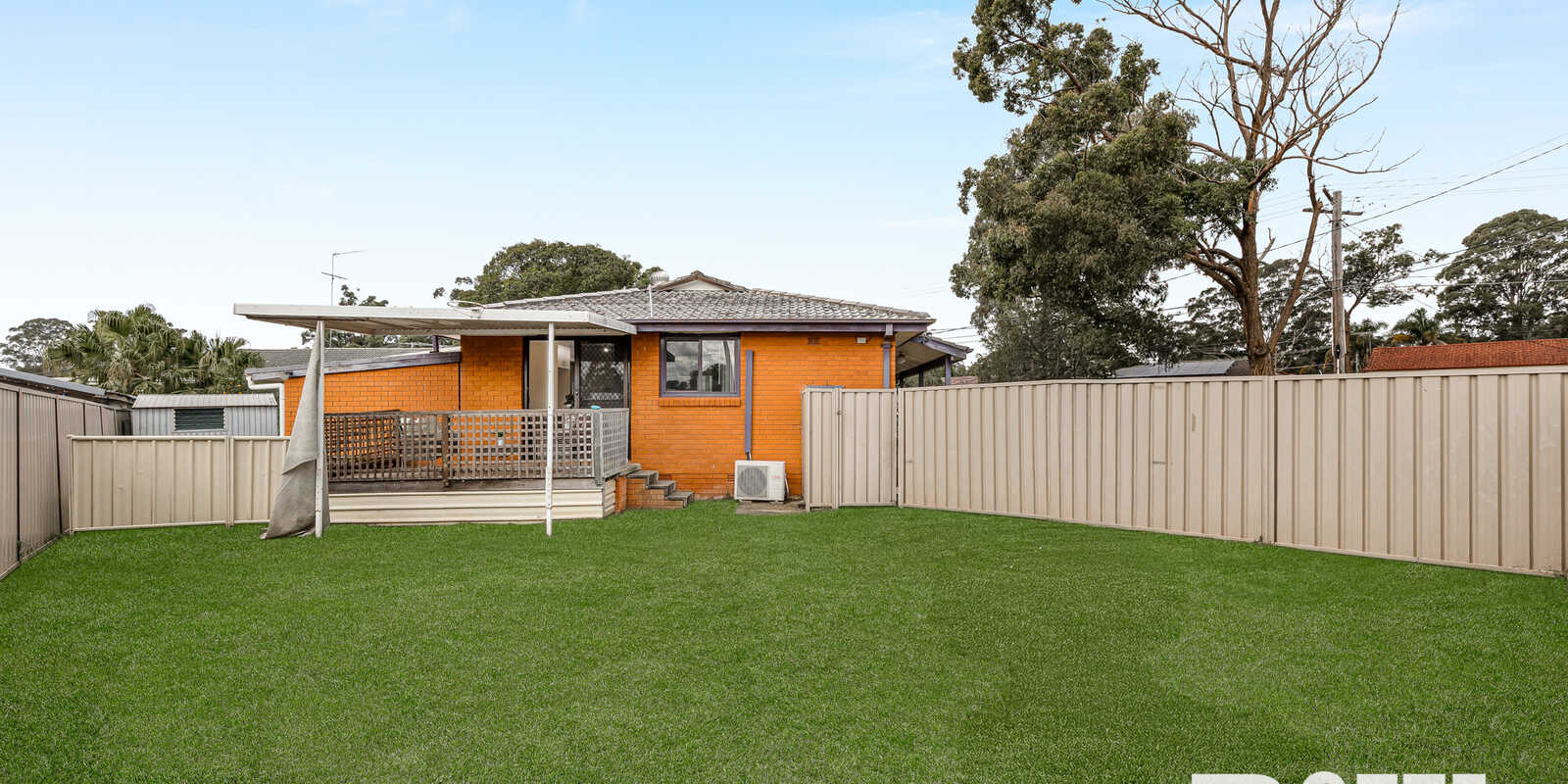 27 Niland Crescent Blackett