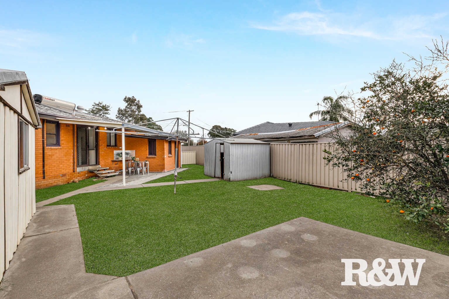 27 Niland Crescent Blackett