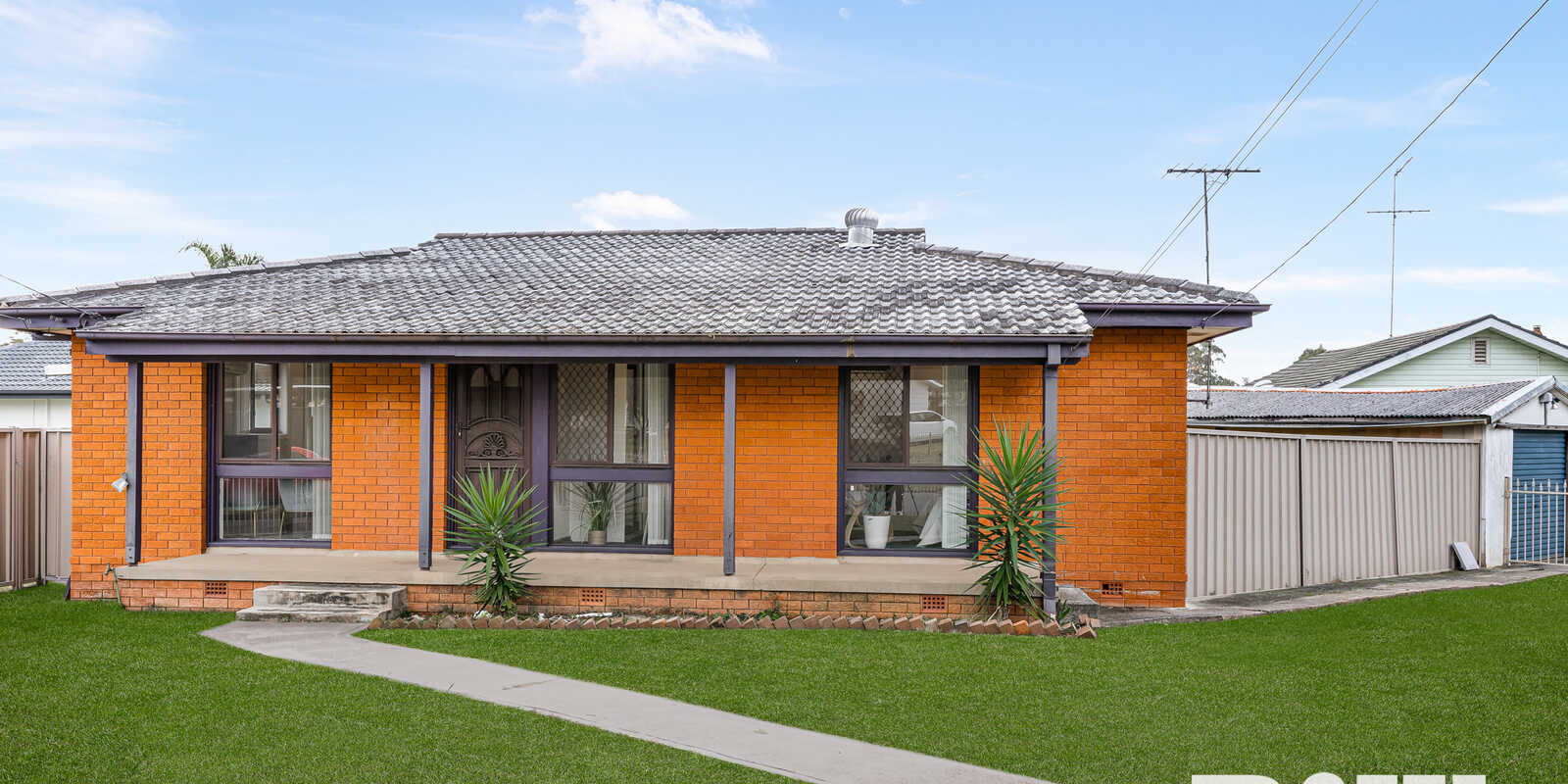 27 Niland Crescent Blackett