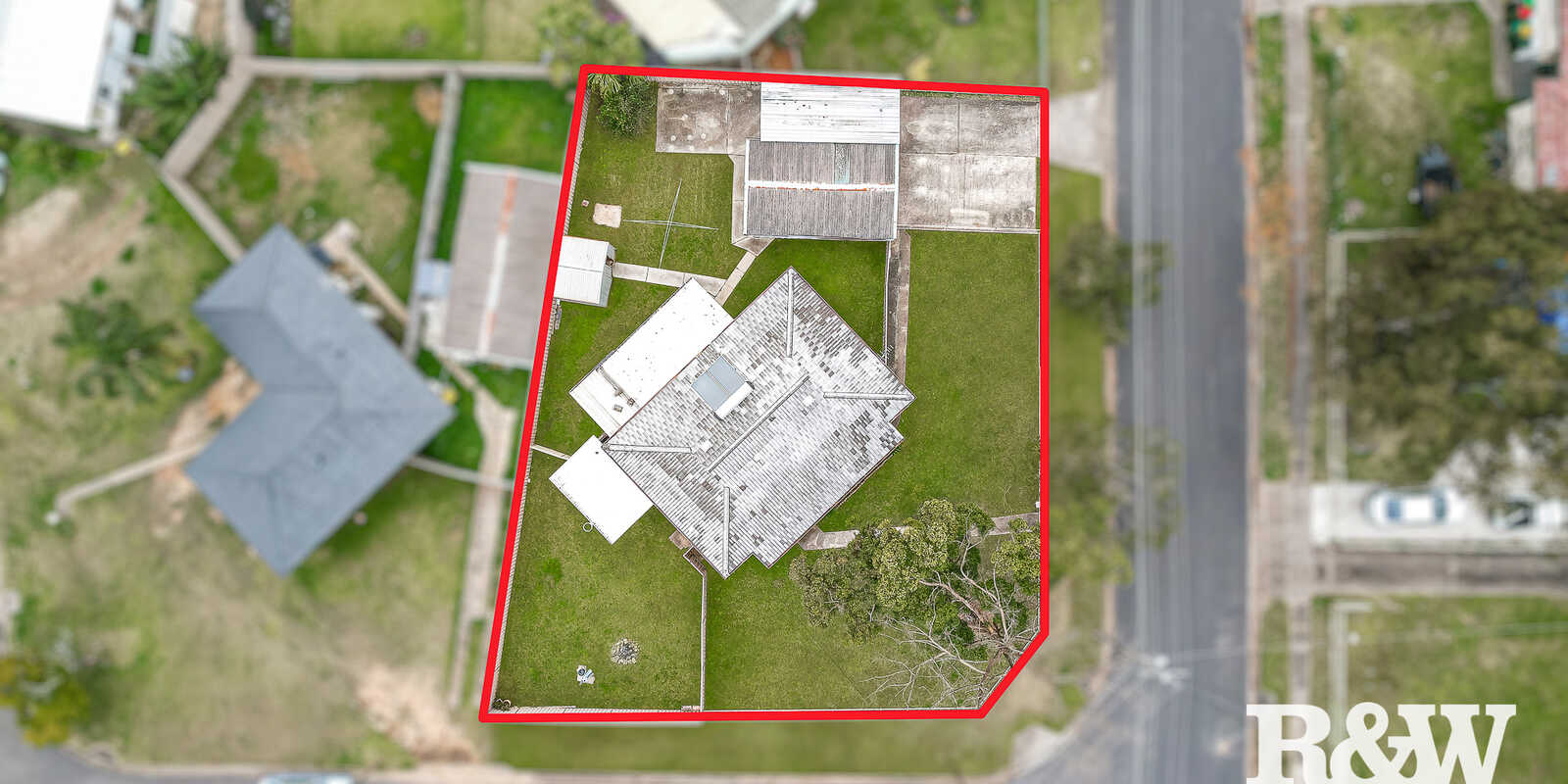 27 Niland Crescent Blackett