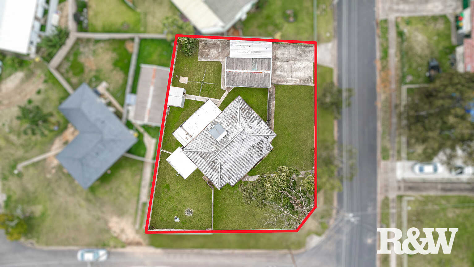 27 Niland Crescent Blackett