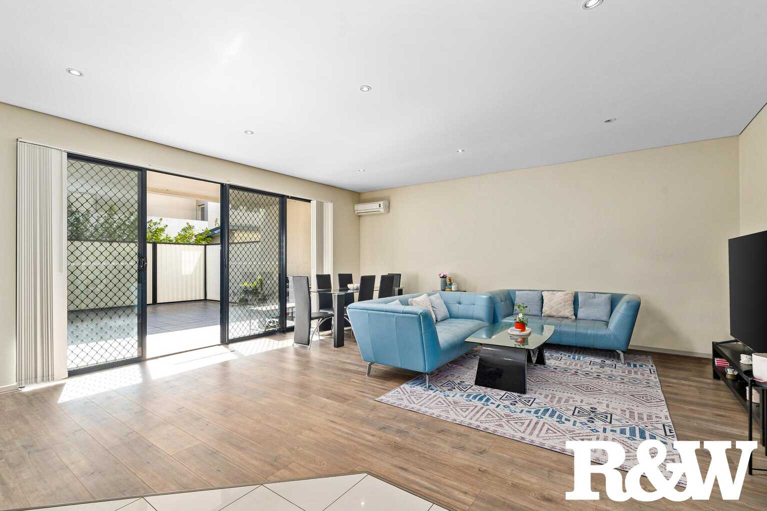 2/13-15 Lydbrook Street Westmead