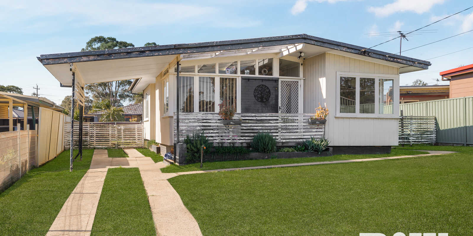 8 Hales Place Blackett 8 Hales Place Blackett