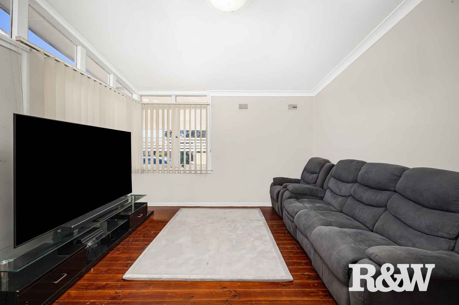 8 Hales Place Blackett 8 Hales Place Blackett