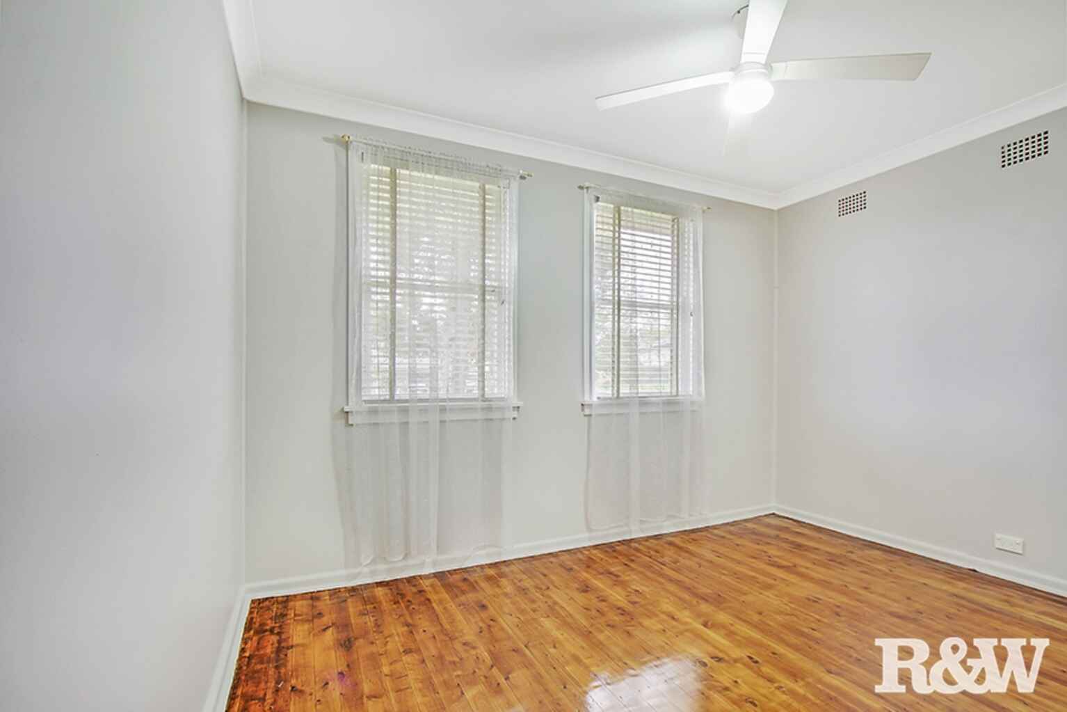 31 Torres Crescent Whalan