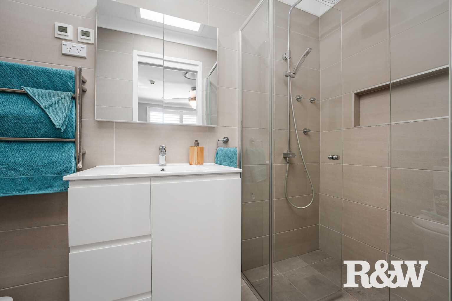 12 John Oxley Avenue Werrington County 12 John Oxley Avenue Werrington County