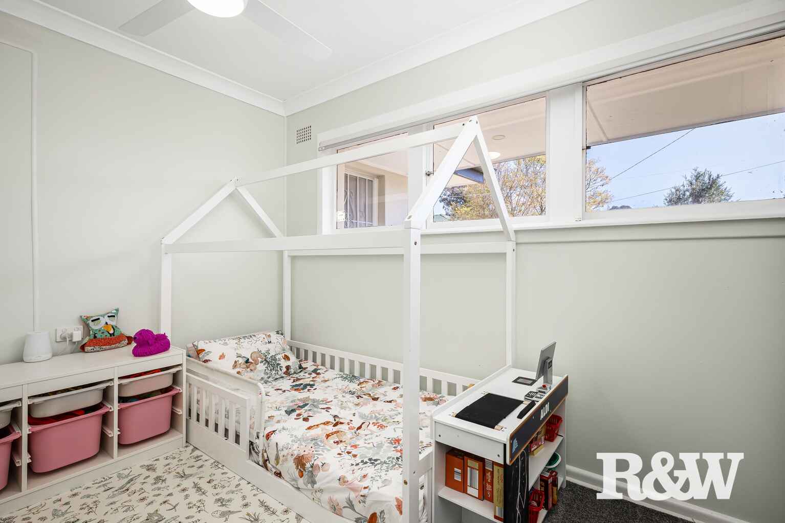 7 Kiwi Place Lethbridge Park