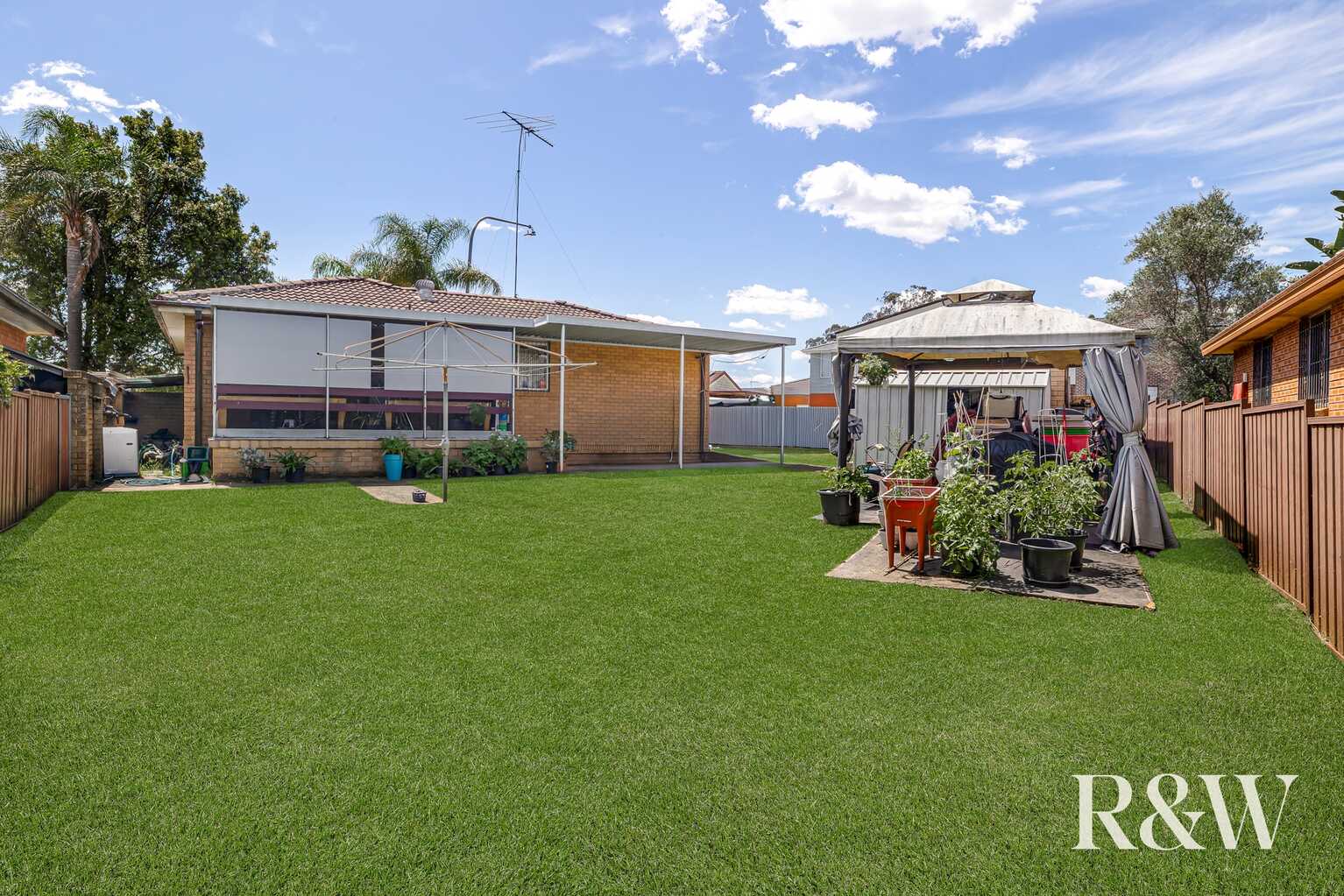 1 Mundin Street Doonside 1 Mundin Street Doonside