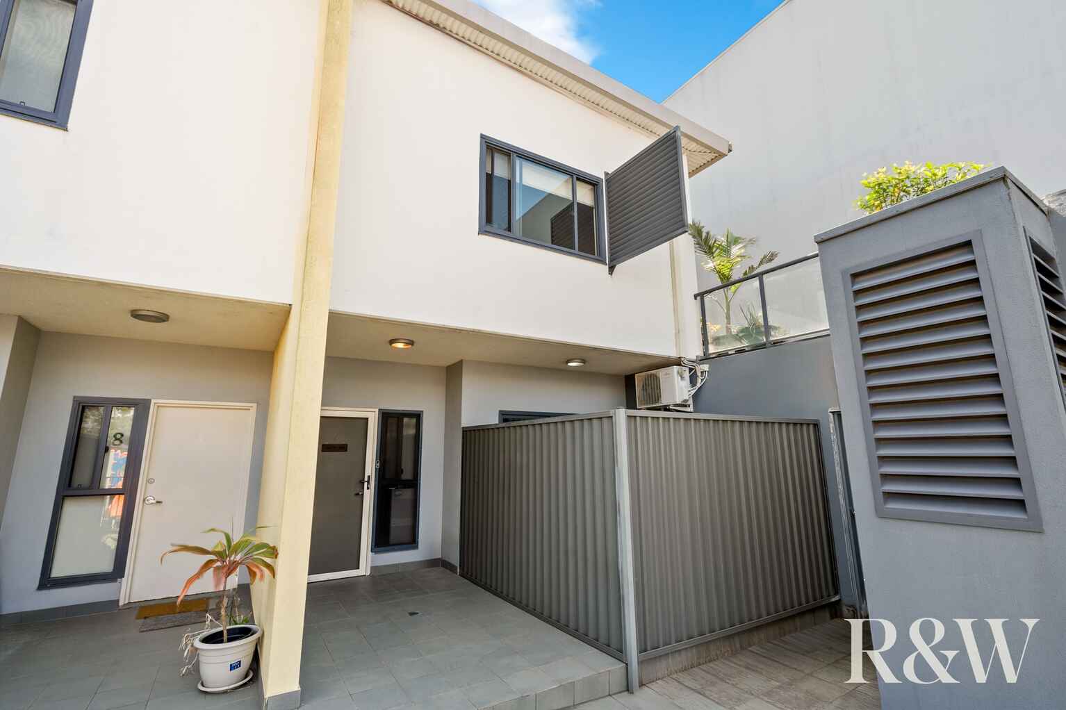 7/1B Premier Lane Rooty Hill