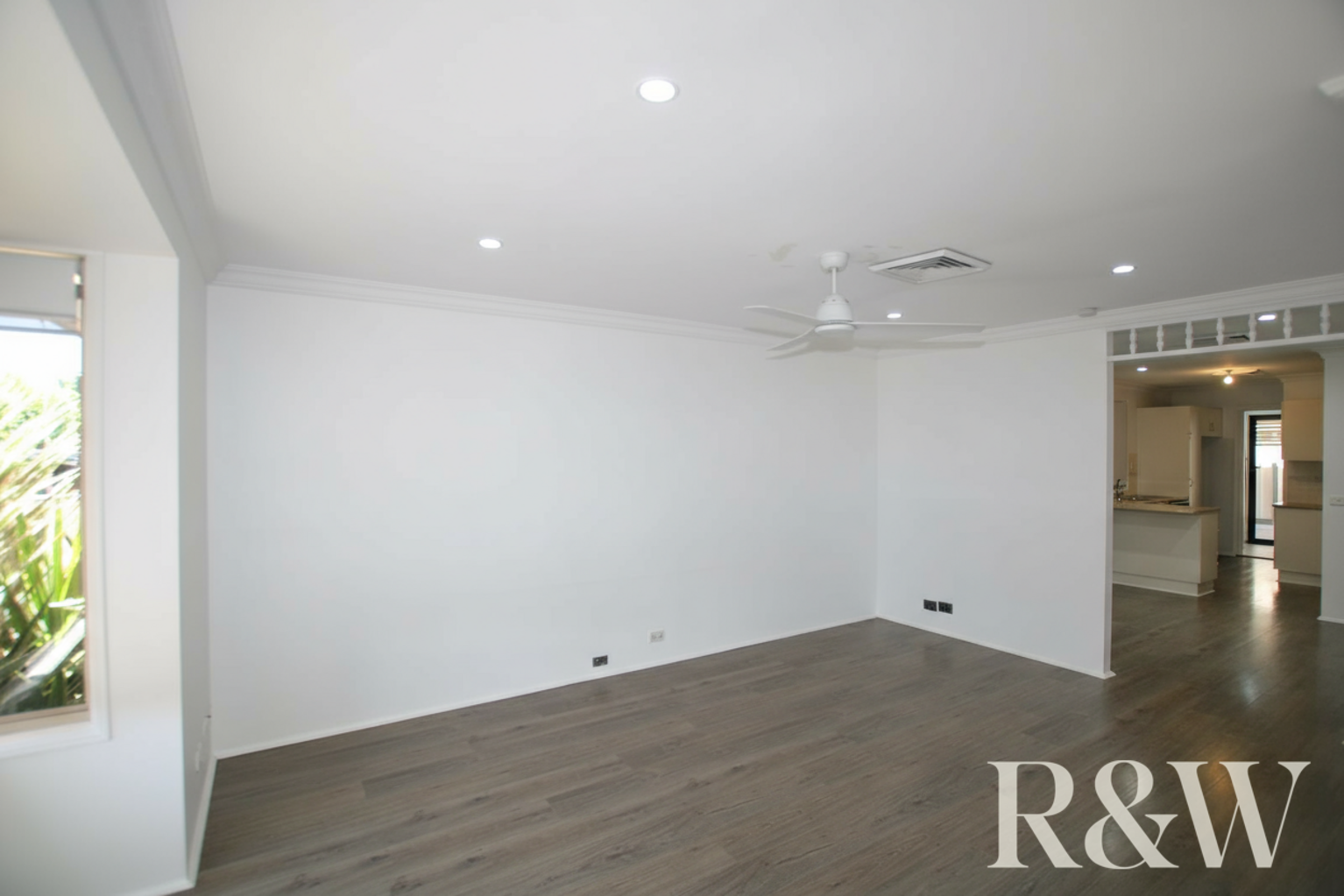 18 Rathmore Circuit Glendenning