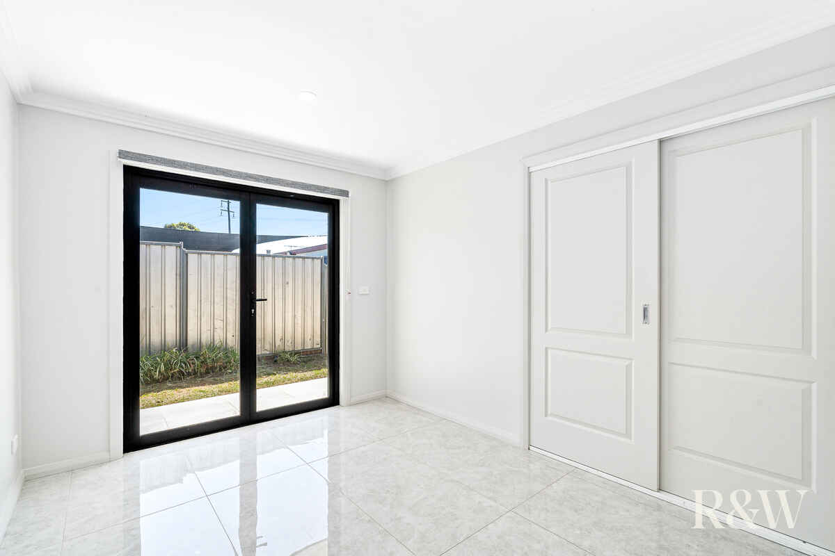 1/111 Melbourne Street Oxley Park