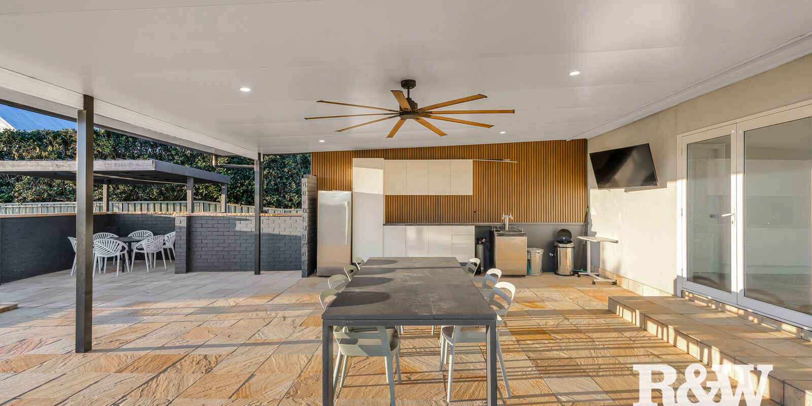 17 Clare Crescent Oakville