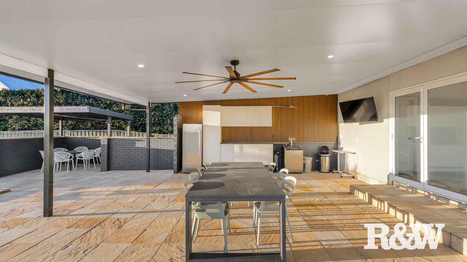 17 Clare Crescent Oakville 17 Clare Crescent Oakville