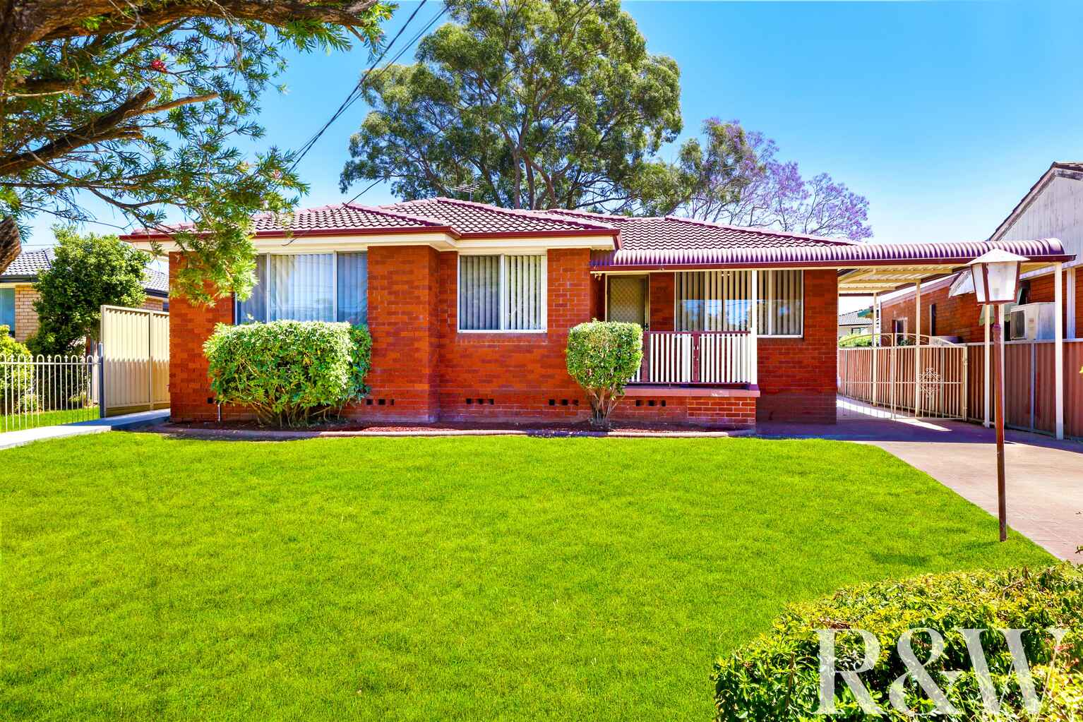 8 Westcombe Place Rooty Hill