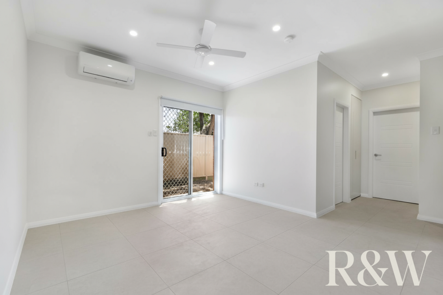 8a Westcombe Place Rooty Hill