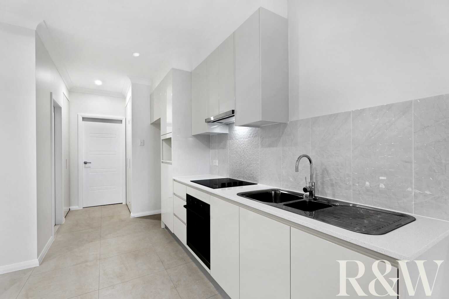 8a Westcombe Place Rooty Hill