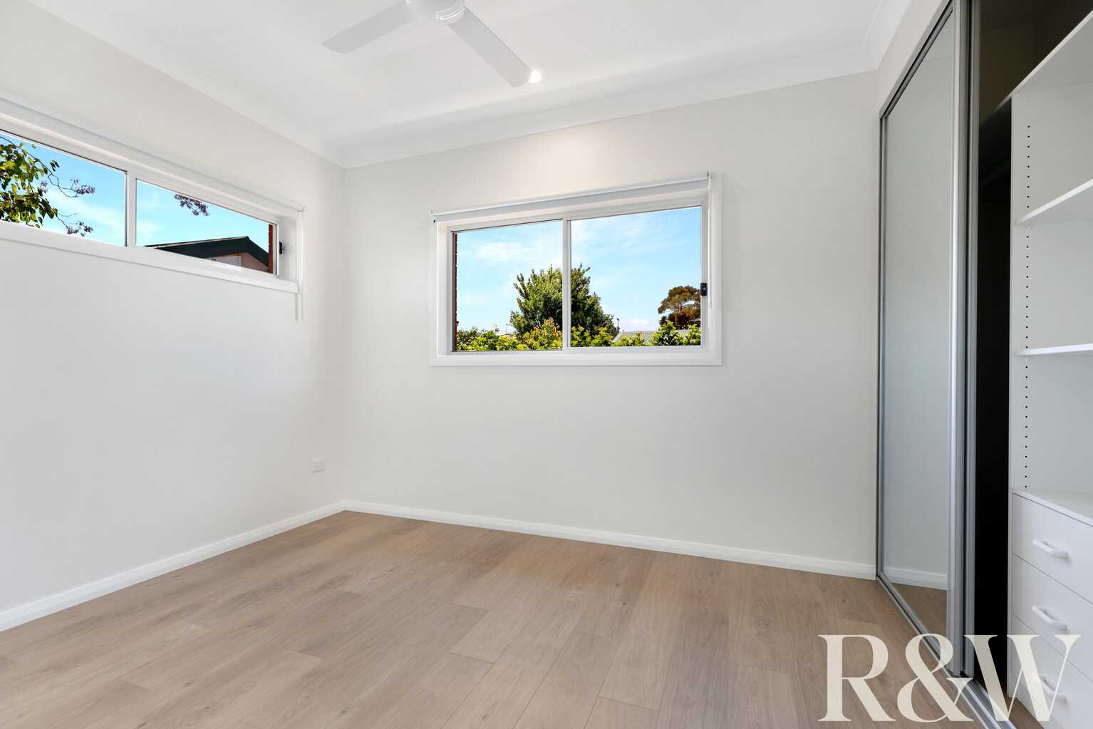 8a Westcombe Place Rooty Hill