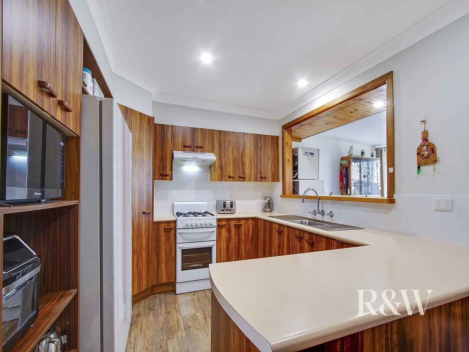 16 Saidor Road Whalan