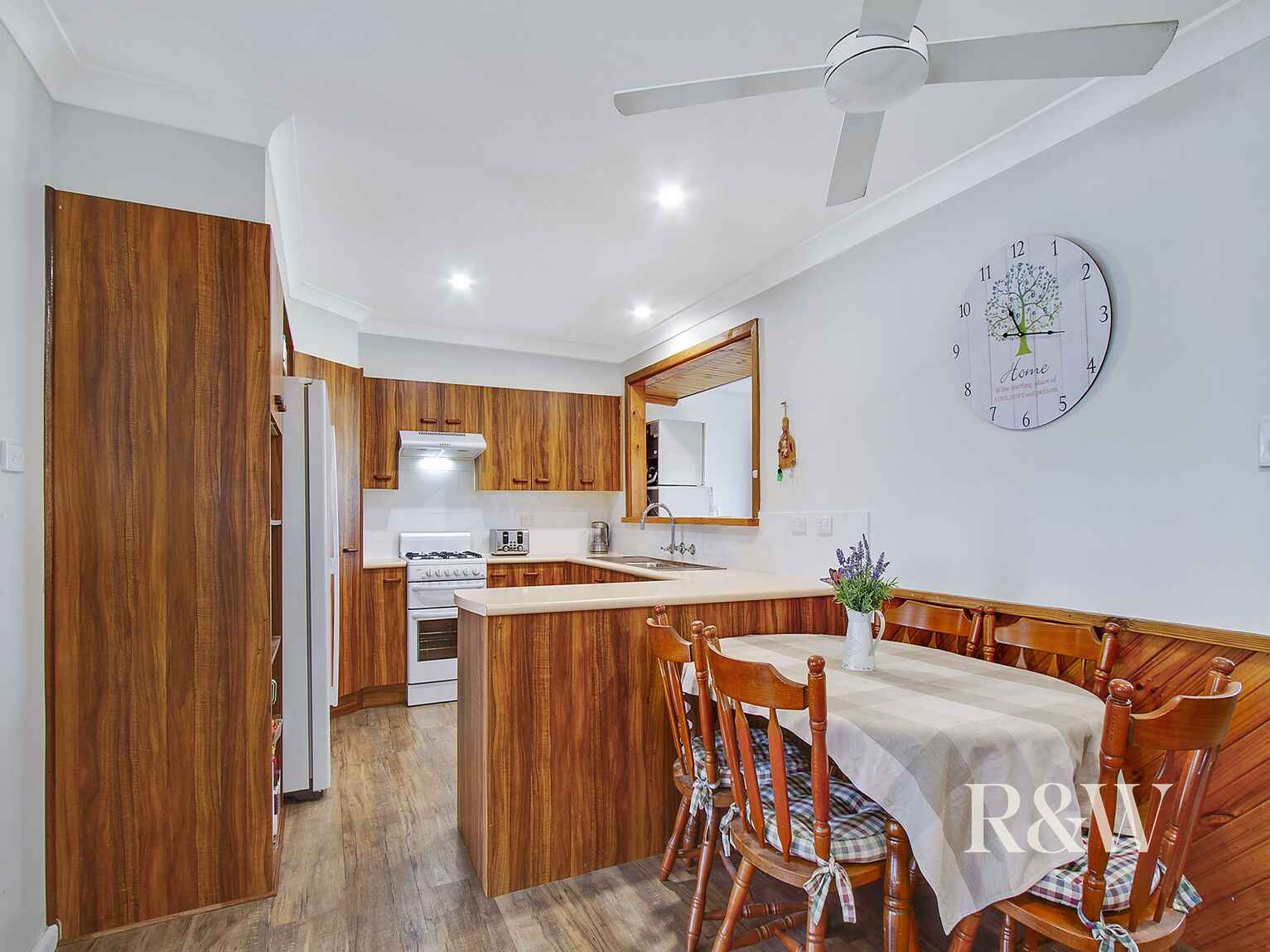 16 Saidor Road Whalan