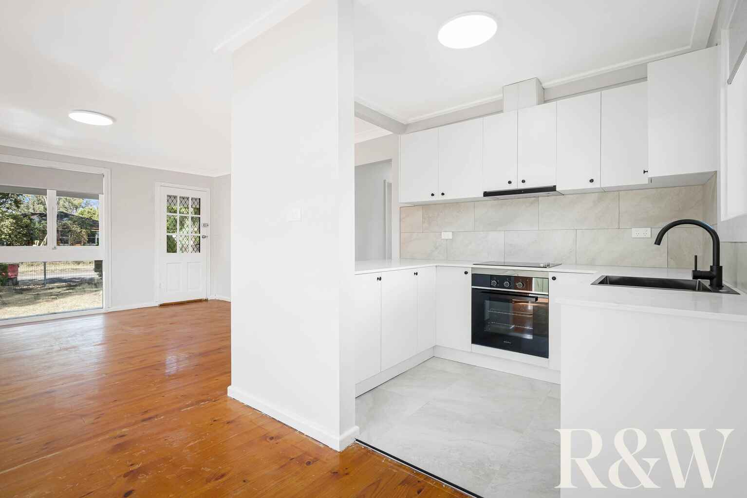 67 & 67A Bougainville Road Lethbridge Park 67 & 67A Bougainville Road Lethbridge Park